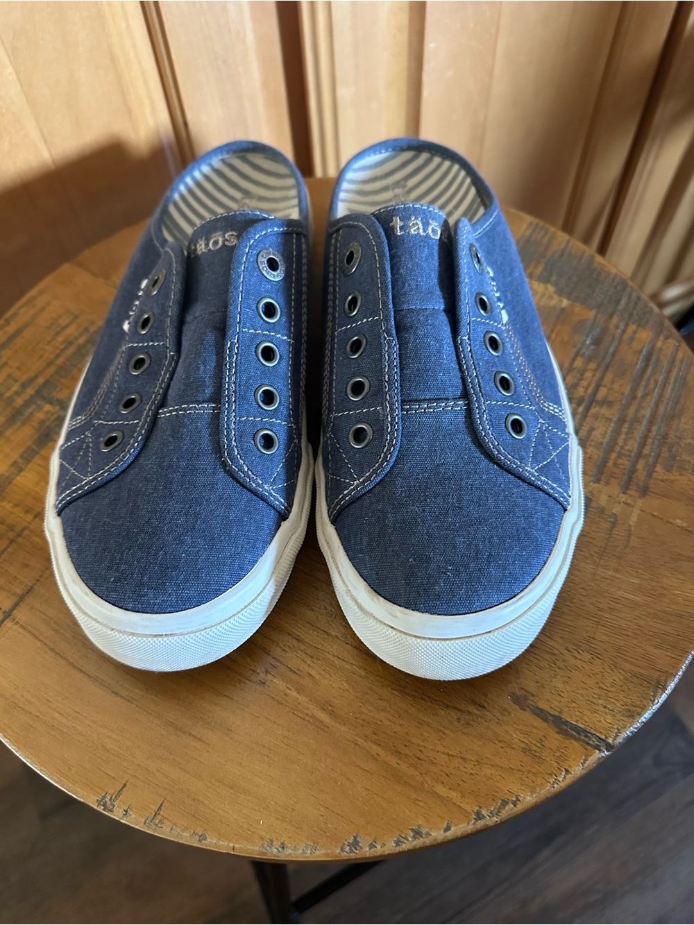 Taos Footwear Slip-On Canvas Sneakers in Navy Blue